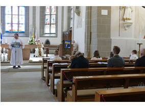 Dankgottesdienst der Kommunionkinder (Foto: Karl-Franz Thiede)